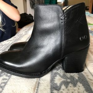 BedStu Yell Booties